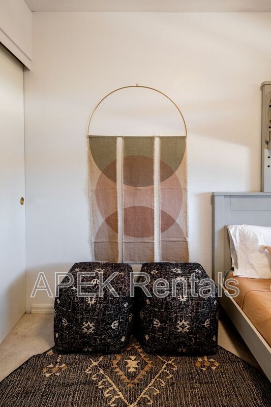 Building Photo - 61493 Desert Air Rd