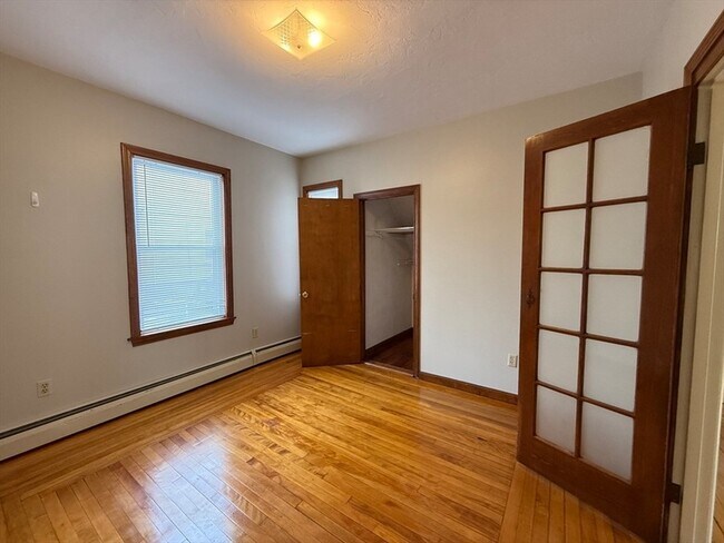 Building Photo - 132 Coburn Ave