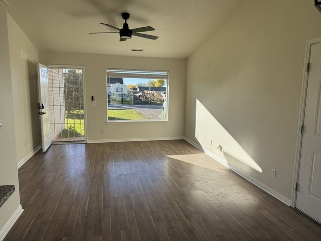 Building Photo - Ranch Rambler in Enoch