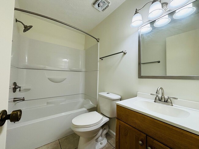 Building Photo - *Available Now - 4 and 3 Person Rates Avai...