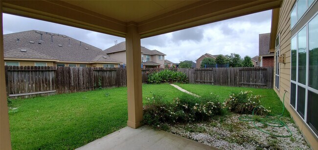 Building Photo - 26306 Reston Hill Ln