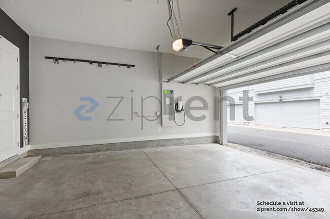 Building Photo - 11496 Fathom Ct