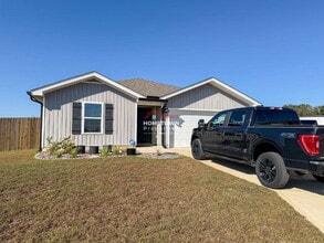 Building Photo - 4425 Redbay Ct