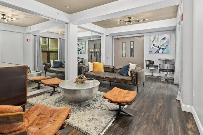 Building Photo - Metrome - Ground floor with patio - 1 bedr...