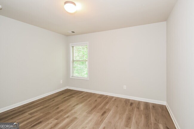 Building Photo - 182 Diamond Ridge Ave