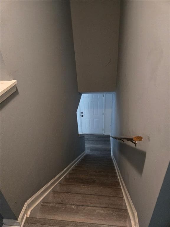 Building Photo - 830 Melrose Park Pl NW