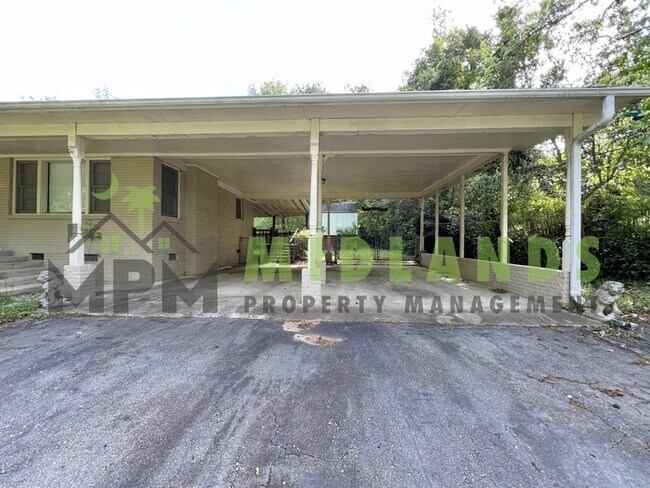 Building Photo - 948 Betsy Dr
