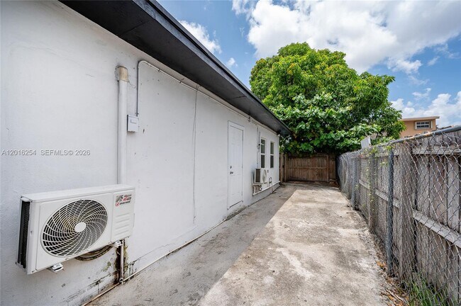 Building Photo - 9050 NW 31st Ave