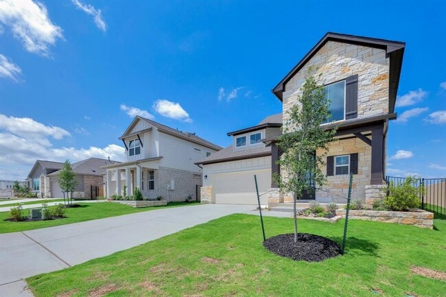 Building Photo - 324 Amista Dr