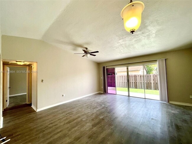 Building Photo - 11315 SW 123rd Ave