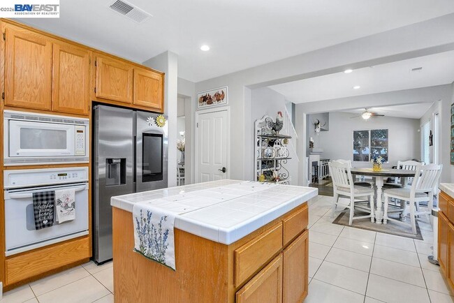 Building Photo - 2913 Haddington Ct