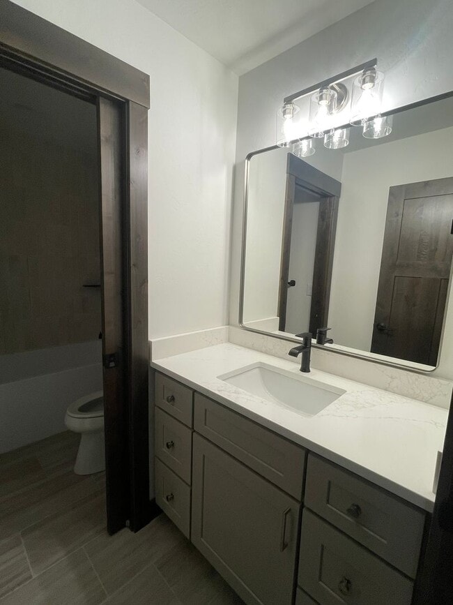 Building Photo - Whitefish Landing Town House