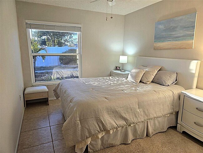 Building Photo - 4345 Tahitian Gardens Cir