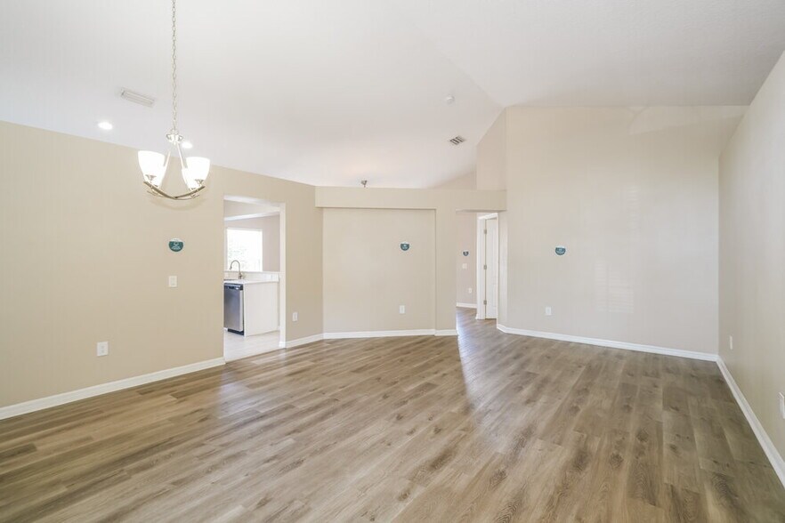 Building Photo - 6934 Waterbrook Ct