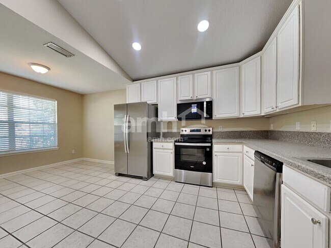 Building Photo - 1008 Beckingham Dr
