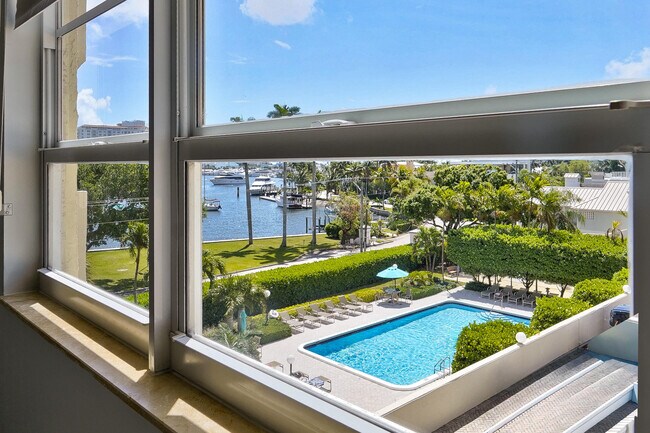 Building Photo - 2500 E Las Olas Blvd
