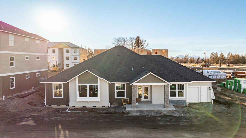 Building Photo - Dry Canyon