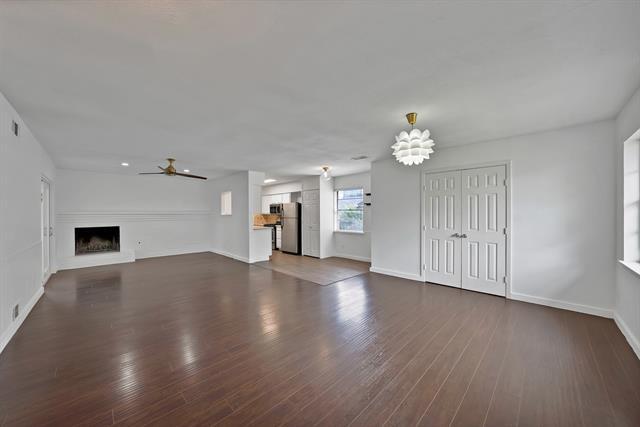 Building Photo - 715 Terryland Dr