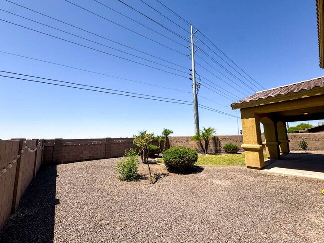 Building Photo - Spacious 4-Bed, 3-Bath Gem with 1804 Sq. F...