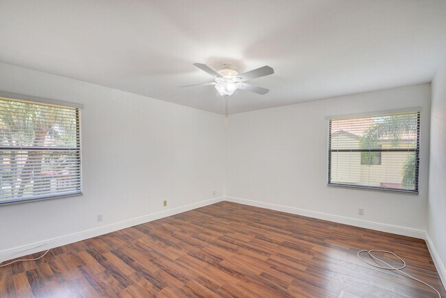 Building Photo - 12212 Sag Harbor Ct