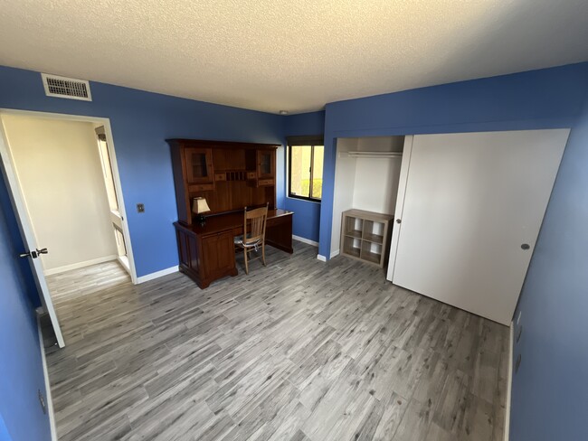 Building Photo - 44210 Anacapa Way