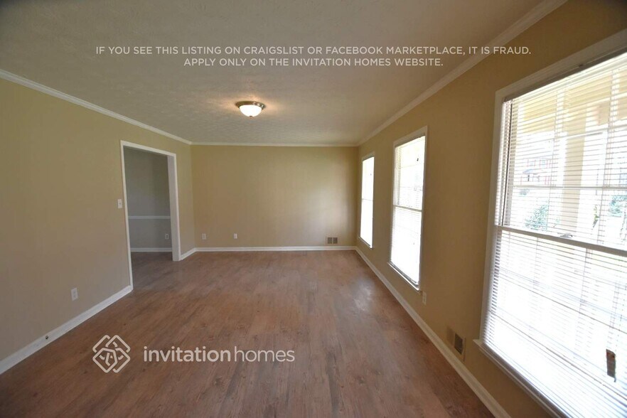 Building Photo - 5384 Pounds Dr N