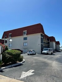Building Photo - 720 S Brevard Ave