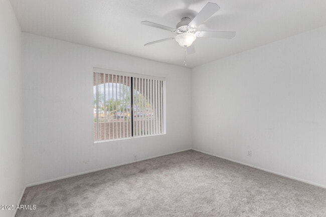 Building Photo - 1265 N La Montana Dr