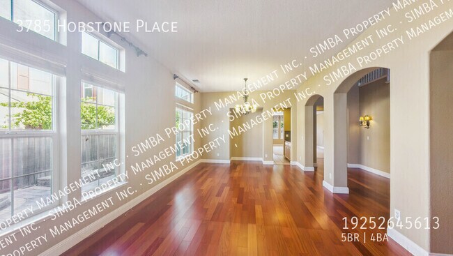Building Photo - 3785 Hobstone Pl