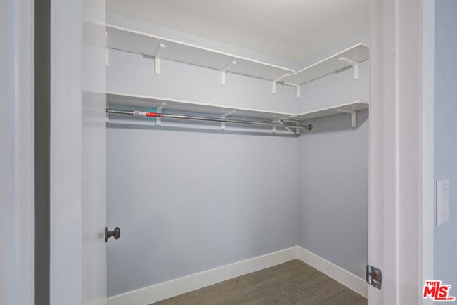 Building Photo - 355 Panama Ave