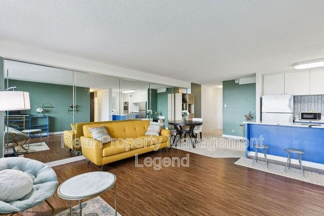 Building Photo - 3883 Turtle Creek Blvd