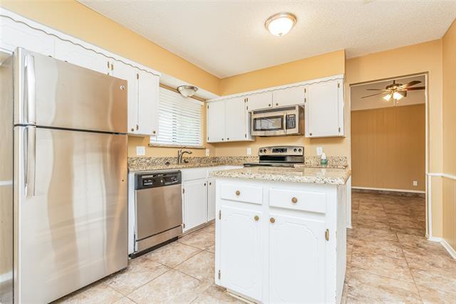 Building Photo - 3410 Dovecreek Dr