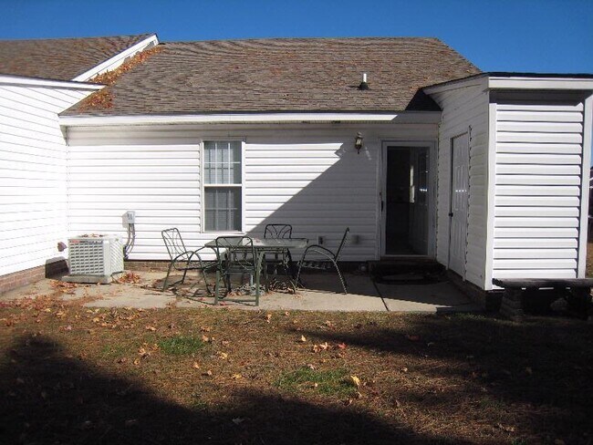 Building Photo - 4203A Ashbrook Drive
