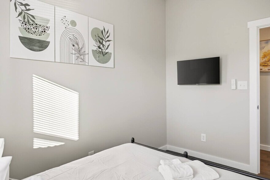 Building Photo - 518 Prospect St