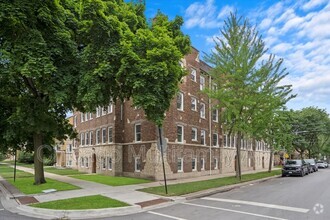 Building Photo - 6256 N Whipple St