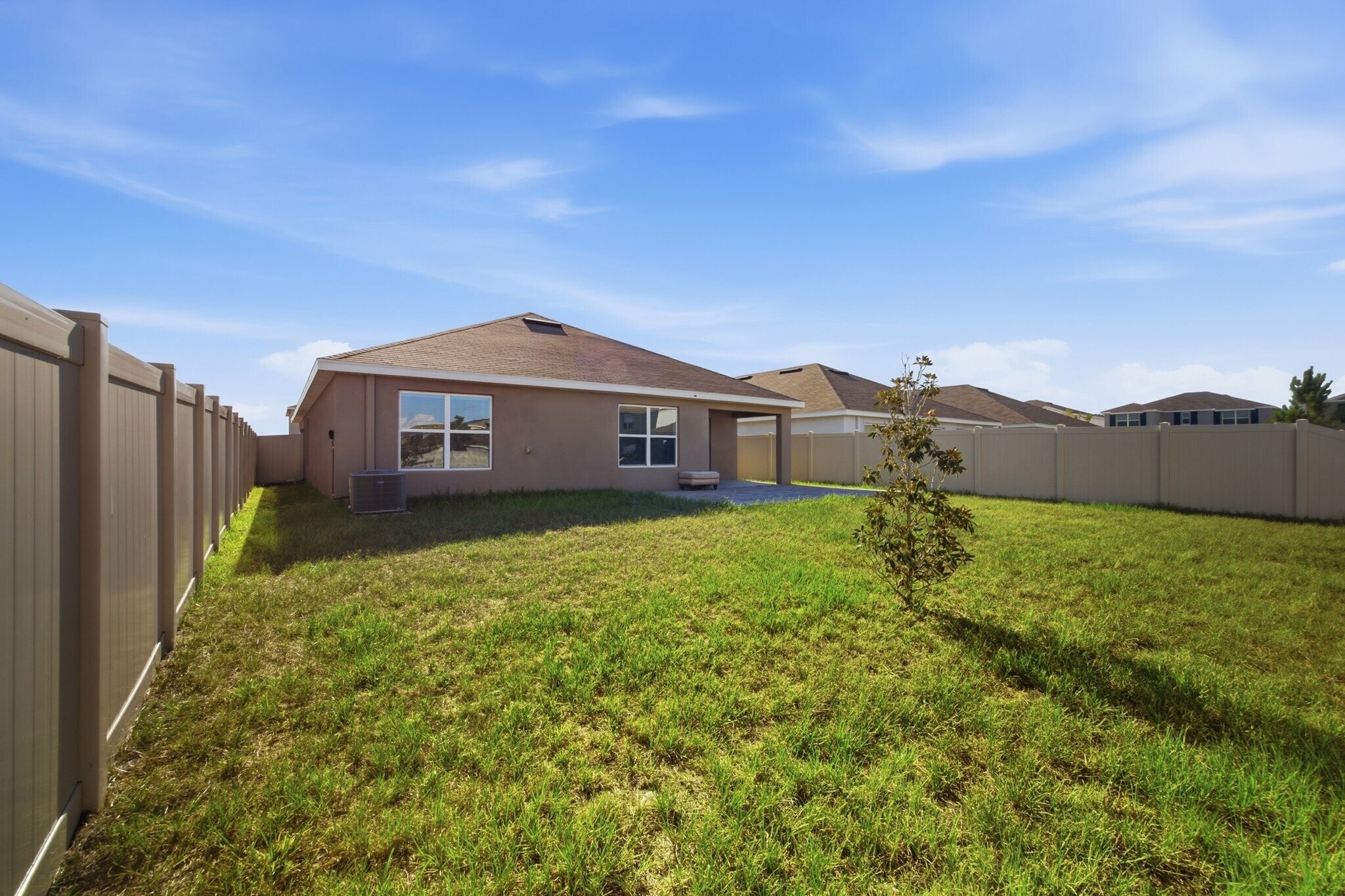 Building Photo - 2812 Gumbo Limbo Dr