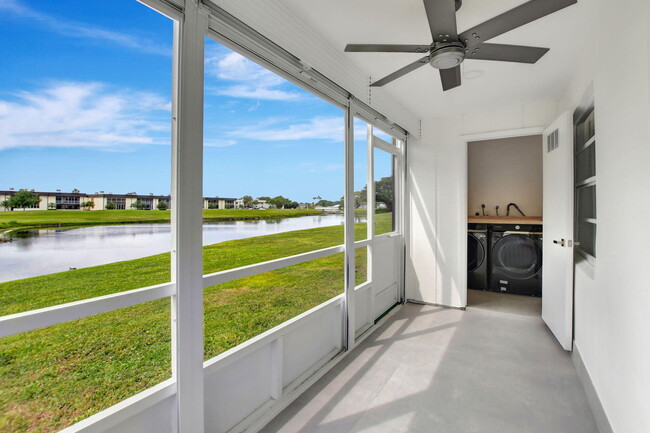 Building Photo - 969 Normandy U