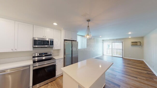 Building Photo - 4545 Collwood Blvd