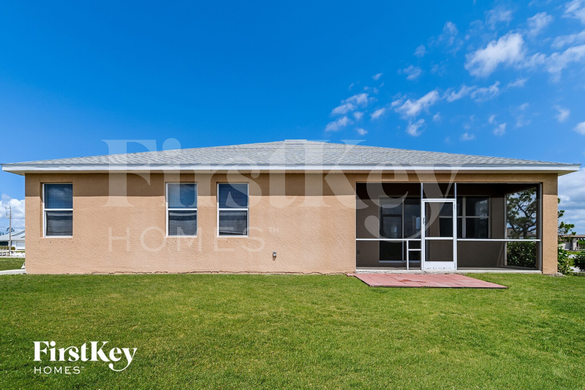 Building Photo - 1325 NW 20th Ct