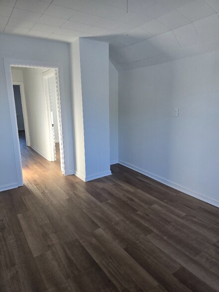 Building Photo - 3006 Louisiana Ave