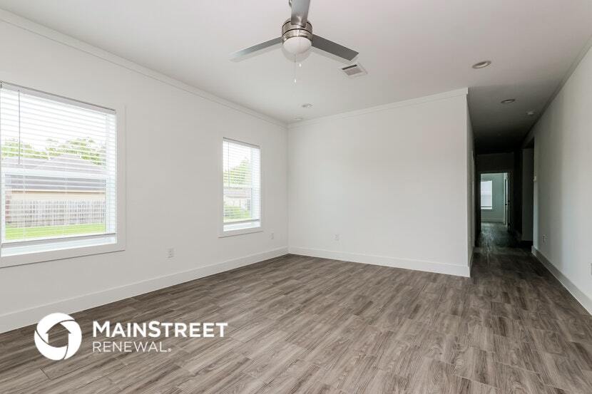 Building Photo - 4358 Larkspur St