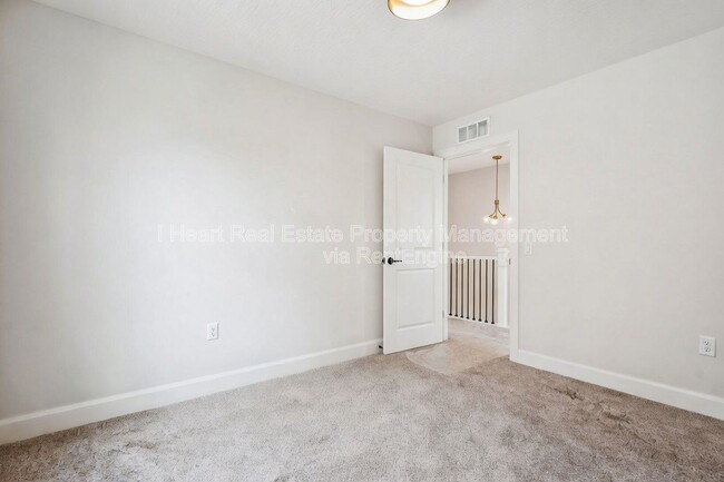 Building Photo - 77 N Guilford Ave