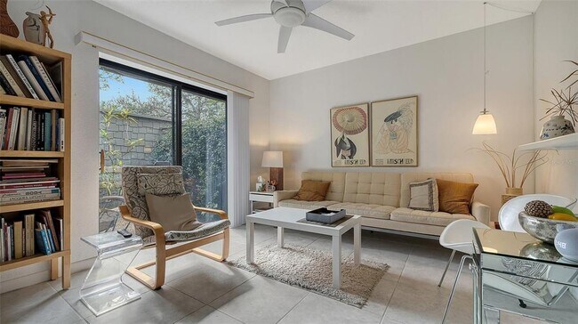 Building Photo - 1621 Clower Creek Dr