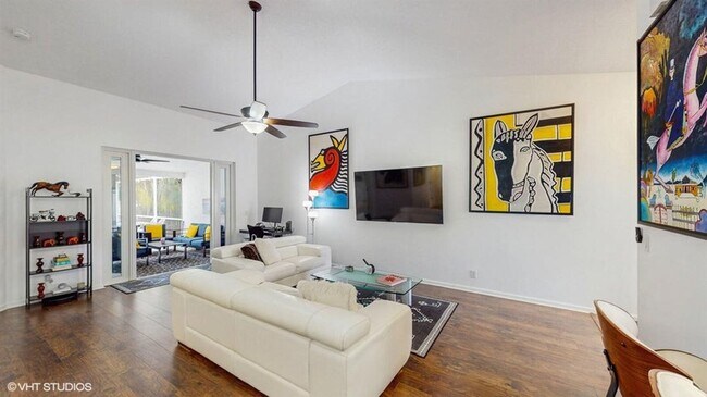 Building Photo - 2690 Linkside Dr