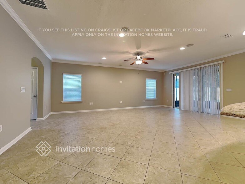 Building Photo - 15604 Spotted Saddle Cir