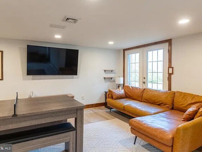Building Photo - Charming 3-Bed/2-Bath Home in Upper Makefield Township. Available NOW!