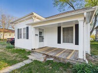 Building Photo - 309 W South St