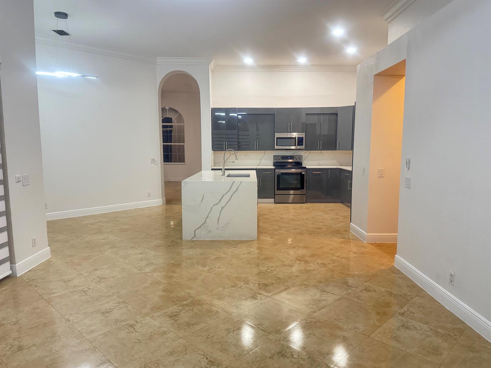 Building Photo - 8252 NW 44th St