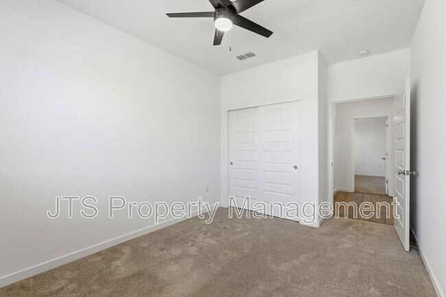 Building Photo - 12542 Surfbird Wy