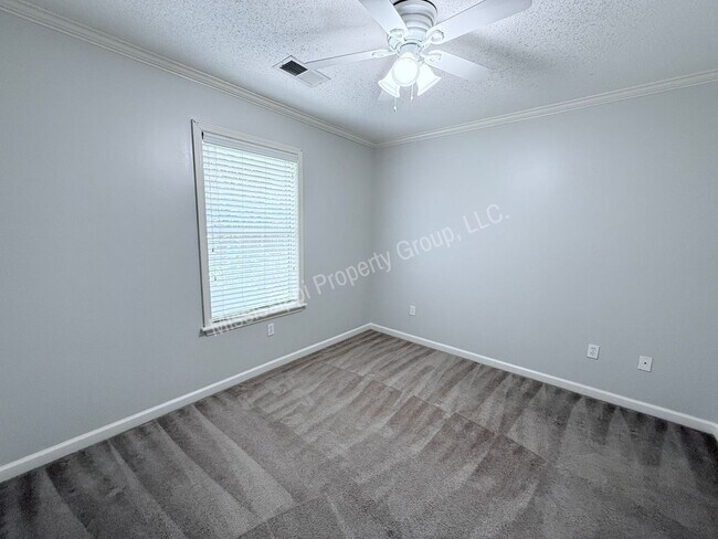 Building Photo - 3BR/2.5BA For Rent